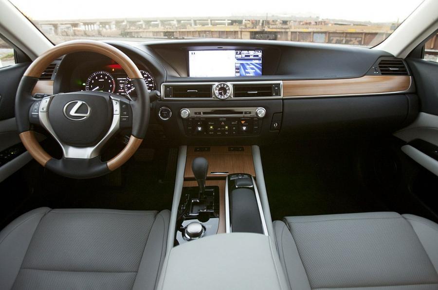  Lexus GS450h 2011 года  (фото 154 из 208)